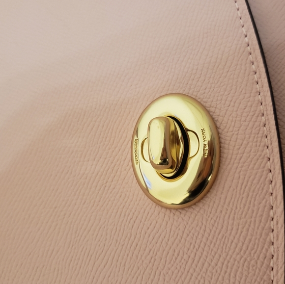 Coach Tilly Top Handle Bag - Picture 4 of 6